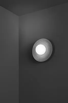 Produktbild von Wandleuchte aus grauem Metall und Beton - Wandleuchte mit mundgeblasenem Glasdiffusor - Kollektion GC, 10S48416 - Durchmesser 28,5 cm - Perenz