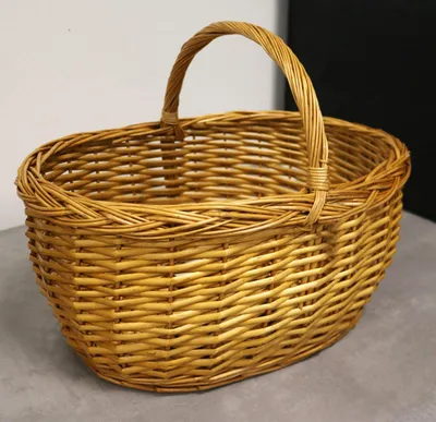 Image de Panier d'achat en osier Panier de cadeau Panier de récolte Panier à main Panier en bois Panier en osier massif