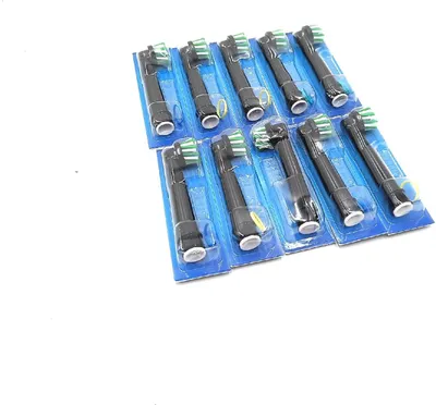 Obrázek produktu pro Elektrický zubní kartáček Oral-B Pro CrossAction s nástavci 10 kusů Sada pro péči o ústní dutinu Výkonné čištění