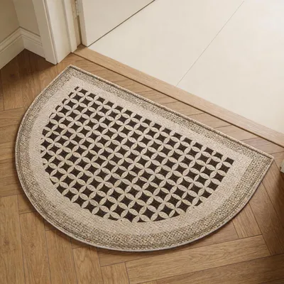 Immagine prodotto di Tappetino antiscivolo a forma semicircolare, 50x80 cm, in poliestere, altamente assorbente