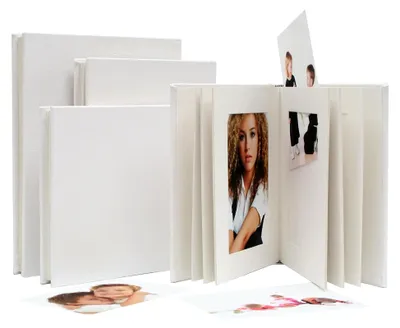 Produktbild von Passepartoutalbum in Weiß, für Bildergröße 15 cm H x 10 cm B