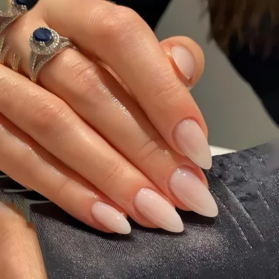 Image de Ongles artificiels adhésifs, forme amande, dégradé rose, gel, 24 pièces
