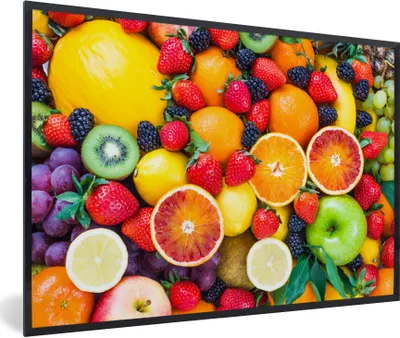 Produktbild von MuchoWow® Gerahmtes Poster Apfel - Weintrauben - Obst 90x60 cm - Poster mit Schwarzem Bilderrahmen Wandposter Rahmen Foto Bilder - Fotorahmen - Foto-Plakat