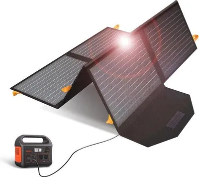 Productafbeelding van Famanu opvouwbaar zonnepaneel van 60W met USB-aansluitingen en een 4-in-1 adapter