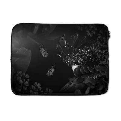 Produktbild von MuchoWow® Laptop Hülle 13 Zoll Vogel und Schmetterlinge im Dschungel - schwarz und weiß Laptoptasche - Laptophülle - Sleeve - Rundumschutz