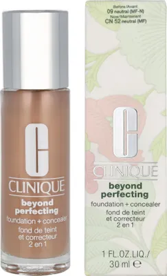 Produktbild von Clinique Beyond Perfecting Foundation + Concealer, Flasche, Flüssigkeit, Mischhaut, trockene Haut, ölige Haut, Messe, Beige, CN 52