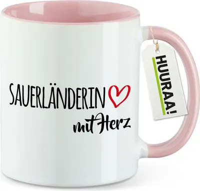 Produktbild von Huuraa Kaffeetasse Sauerländerin mit Herz 330ml Rosa Keramik Kaffeebecher Geschenkidee