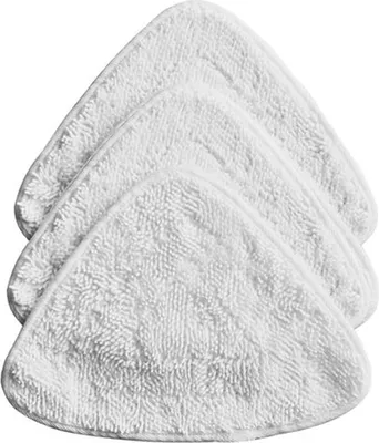 Three white triangular microfiber cloths are stacked on a white background.