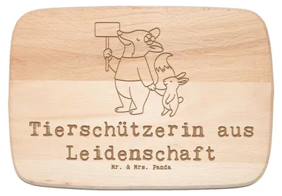 Produktbild von Mr. & Mrs. Panda schneidbrett Tierschützerin Leidenschaft - Transparent - Geschenk, Frühstücksbrettchen, Frühstücksbrett, Küchenbrett, Holzbrett, Holzbrettchen