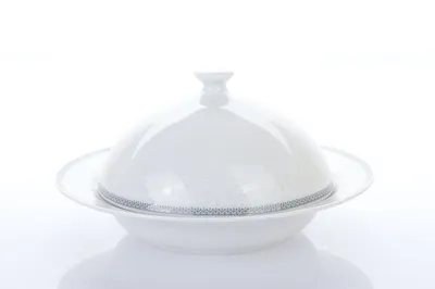Zdjęcie produktu dla Okrągły talerz na masło, porcelana, opal, biała koronka, szary brzeg, Thun 1794