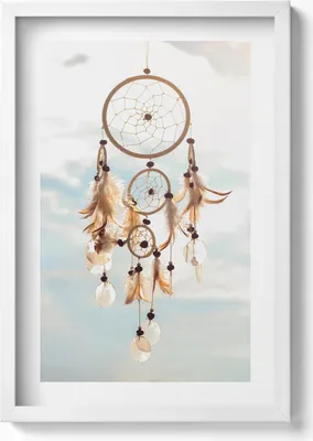 Produktbild von Boho Traumfänger gegen den Himmel– Wandbild mit Rahmen – Gerahmtes Bild  – Wanddekoration – 40x60 cm – Weiß