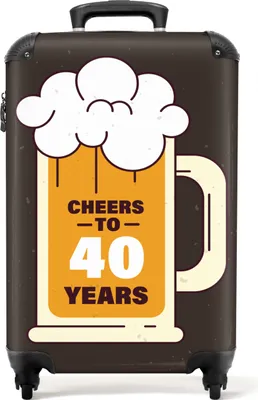 Produktbild von NoBoringSuitcases.com® Koffer Handgepäck Trolley Rollkoffer Kleine Reisekoffer mit 4 Rollen - Bier - 40 Jahre - Geburtstag - Vintage - Cabin Size < 55x40x23 cm & 55x40x20 cm - Fotokoffer - Kabinenkoffer - BoardgepäckHandgepäck Koffer 55x35x20 cm, 36L,