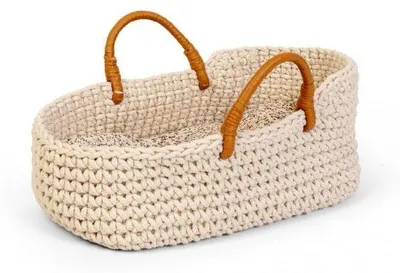 Image de Panier tricoté pour poupée By Astrup - 35 cm