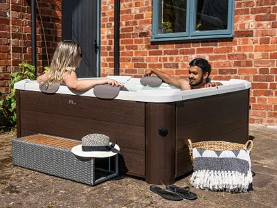 Produktbild von MSpa Whirlpool XXL NEU 2025 Frame TRIBECA  + MSPA App - UVC - Holz-Optik - Kombi Outdoor Pool - OZON - KEIN Starkstrom notwendig - winterfest - 6Pers.