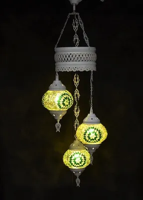 Immagine prodotto di Lampada orientale con 3 sfere di vetro verde, lampadario a mosaico per un'illuminazione d'atmosfera