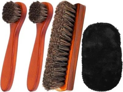 Produktbild von Famanu Schuhputzset mit Pferdehaarbürsten - für alle Schuharten geeignet