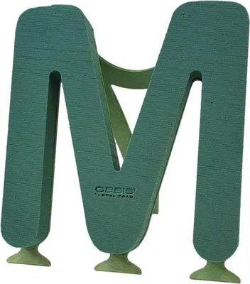 Produktbild von OASIS® Nass Steckschwamm Buchstabe M Melba, Bioline Holzunterlage, Holzständer, grün, 40x37x5cm - Nasssteckschaum