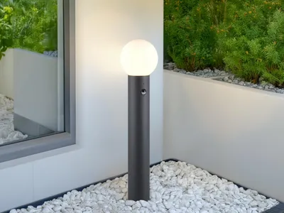 Produktbild von LED Wegeleuchte Anthrazit Glaskugel Pollerleuchte mit Bewegungsmelder, Höhe 80cm
