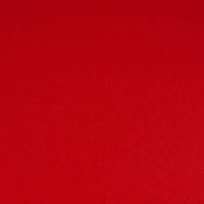 Hochwertiger Bastelfilz 4mm stark in Rot – Stabiler Filzstoff für Taschen und Deko.