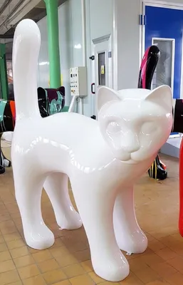 Produktbild von Casa Padrino XXL Garten Deko Skulptur Katze Weiß 150 x H. 188 cm