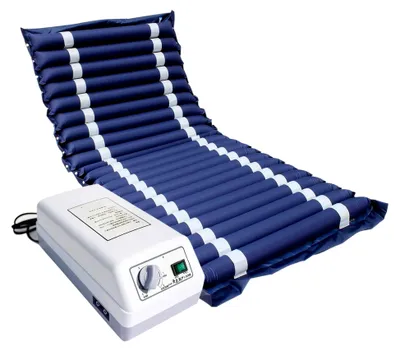 Produktbild von Anti-Dekubitus-Matratze mit alternierenden Luftzellen | Inklusive Pumpe | Herausnehmbare Luftstreifen | Maximales Gewicht: 135 kg | Farbe: Blau (190 * 90 cm)