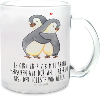Produktbild von Mr. & Mrs. Panda Tee Tasse Pinguine Kuscheln - Transparent - Geschenk, Freund, Trinkglas, für Freundin, Pott, Hochzeitstag, Henkelbecher, Valentinstag, Teetasse, Frauen