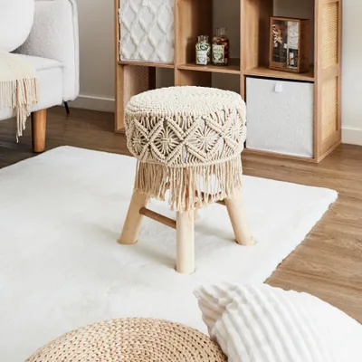 Produktbild von Boho-Hocker mit 4 Beinen