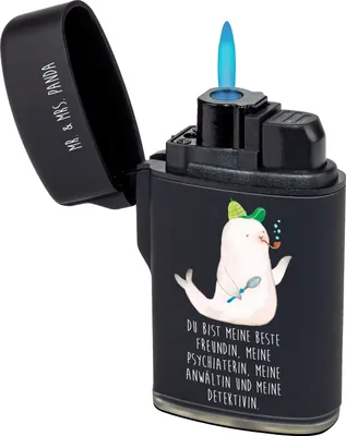 Produktbild von Mr. & Mrs. Panda Zünder Robbe Sherlock - Schwarz - Geschenk, Lustige Sprüche, zigarettenanzünder, sturmfeuerzeug, anzünder, Feuerzeug, Feuerzeuge