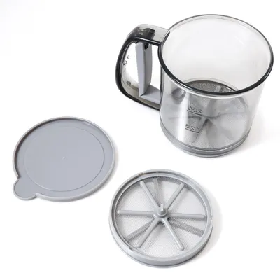 Produktbild von Manueller Mehlstreuer mit feinem Sieb, Backzubehör zum Streuen von Mehl, Puderzucker und Kakao, tragbar, Farbe Grau