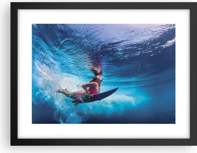 Produktbild von Gerahmtes Poster - Schwarzer Rahmen - Surfen Frau Unterwasser - 40x30 cm - Wand Bild - Wanddeko - Wandbilder - Wandposter - Bilderrahmen - Bilder - Kunstdruck - Wandbild - P2BAA40x30-4274