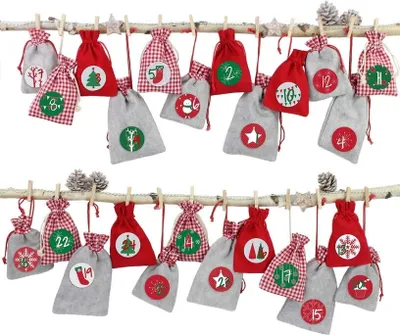 Produktbild von Adventskalender Stoffsäckchen zum Basteln & Befüllen Rot-Grün