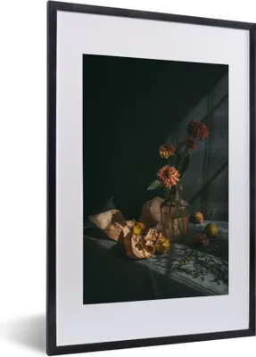 Produktbild von MuchoWow® Gerahmtes Poster Obst - Blumen - Stillleben 40x60 cm - Poster mit Schwarzem Bilderrahmen Wandposter Rahmen Foto Bilder - Poster in Rahmen