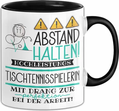 Produktbild von Tischtennisspielerin Tasse Geschenk Lustig Abstand Halten Hochleistungs-Tischtennisspielerin Mit Drang Zur Perfektion Bei Der Arbeit (Schwarz)