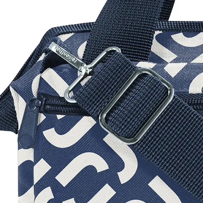Produktbild von reisenthel allrounder twist blue 4 L - crossbodybag signature navy - Signature Navy