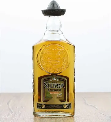 Obrázok produktu pre Sierra Tequila Añejo Imported  Mexico 40%, 700ml