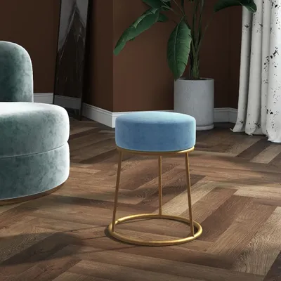 Zdjęcie produktu dla Okrągły stołek The Living Store jasnoniebieski aksamit