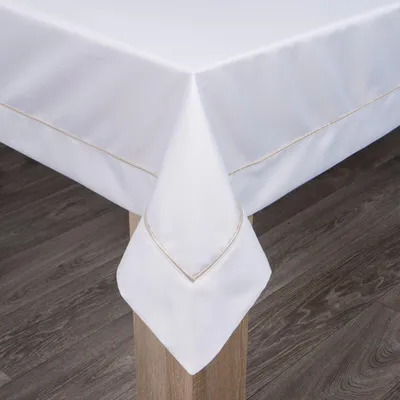 Obrázok produktu pre Slávnostná dekorácia na stôl MADELE biela zlatá 140x180
