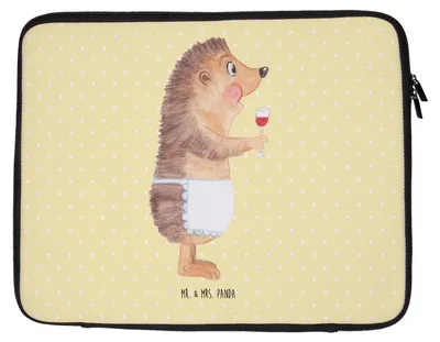 Produktbild von Mr. & Mrs. Panda Laptop Tasche Igel Wein 27 x 36 cm - Gelb Pastell - Geschenk, Spruch, Weinliebhaber, Hülle, Weißwein, Case, Laptophülle, Rotwein, Lustige Sprüche