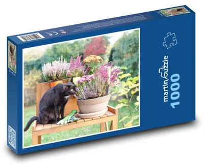 Zdjęcie produktu dla Puzzle 1000 Czarny kot i kwiatowy ogród - martinpuzzle
