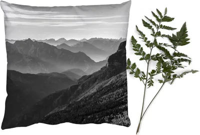 Produktbild von MuchoWow® Zierkissen Sofakissen Wohnzimmer Dekokissen 45x45 cm Berge - Natur - Nebel - Schlafpolster - Polster für das Sofa