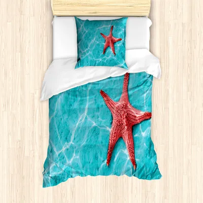 Produktbild von ABAKUHAUS Seestern Mantele, Vivid Blue Water, Milbensicher Allergiker geeignet mit Kissenbezügen, 135 cm x 200 cm - 80 x 80 cm, Aqua Red