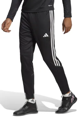 Produktbild von Adidas Errores de Talla HS3619 in Black color size small