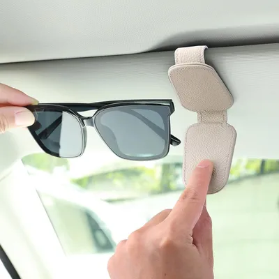 Productafbeelding van TIESOME Brillenhouder voor auto - Magnetische lederen zonnebrilhouder, kaarthouder, opbergdoos organizer - Beige