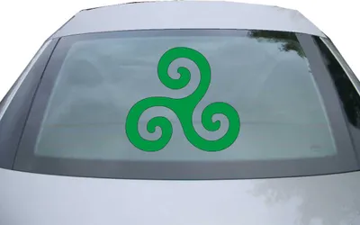 Produktbild von Indigos UG - Aufkleber Heckscheibe & Motorklappe DE2459 - grün - 600x549 mm - Triskele - Auto Scheiben Fenster Heckklappe Tuning Racing JDM - Die cut