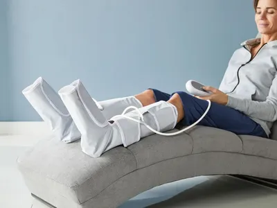 Produktbild von Venen Massagegerät SFM 90 mit Tasche Fußmassagegerät Kompressionsmassage Waden