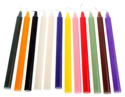 Produktbild von 12 Stück Bunte Spitzkerzen aus Paraffin für Tischdekoration