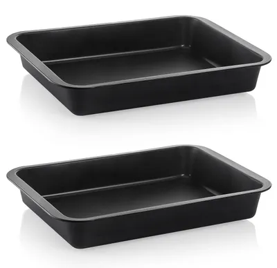 Productafbeelding van Twee grote, diepe braadschalen met antiaanbaklaag en handgrepen, die ook geschikt zijn voor lasagne, ovenschotels of taarten.