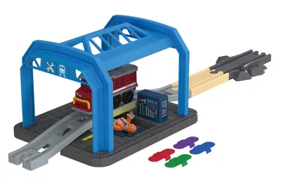 Produktbild von Playtive Holz Eisenbahn mit Farbtechnologie Eisenbahnwerkstatt