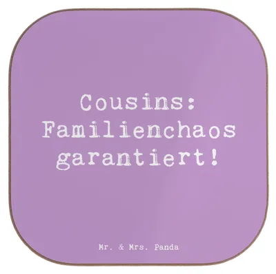 Produktbild von Mr. & Mrs. Panda Holzuntersetzer Spruch Cousin Abenteuer - Lavendeltraum - Geschenk, Lachen, Untersetzer Kaffee, Familie, Cousine, Spaß, Chaos, Coaster, Tassen, Glas