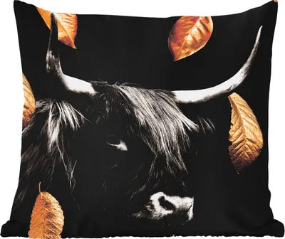 Produktbild von MuchoWow® Outdoor Kissen - Schottisches Hochlandrind - Gold - Schwarz - Weiß - 40x40 cm - Wetterfest - Lounge Kissen - Kopfkissen - Interieur - Polster mit Bild